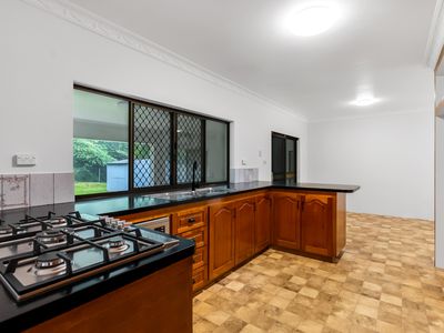 6 Falcon Street, Bayview Heights