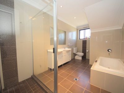 4 / 17 Sunset Avenue, Bankstown