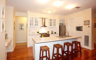 8 Lakeside Drive, Berwick
