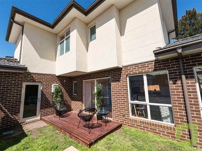 2 / 31 Fifth Avenue, Altona North