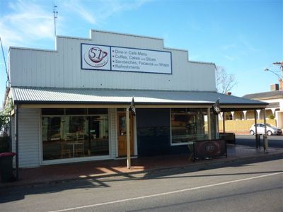 51 Woods Street , Donald