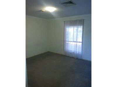 4 Bondini Drive, Newman