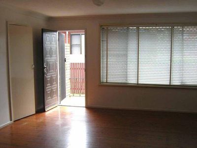 1 / 74 Jane Avenue, Warrawong