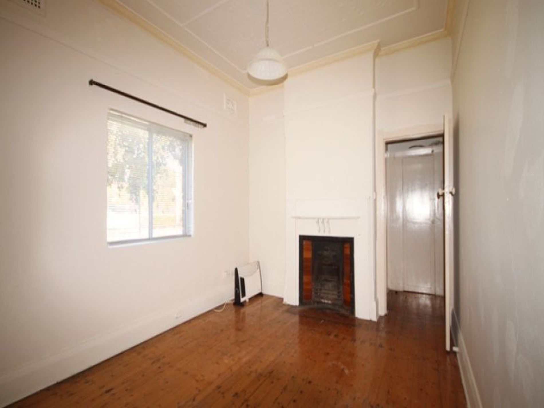 28 Drummond Street, Belmore