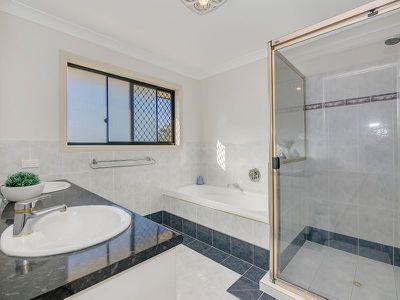 12 Fairmont Crescent, Underwood