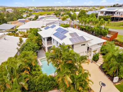 15 Chinaberry Crescent, Upper Coomera