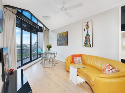 803 / 2 Jones Bay Road, Pyrmont