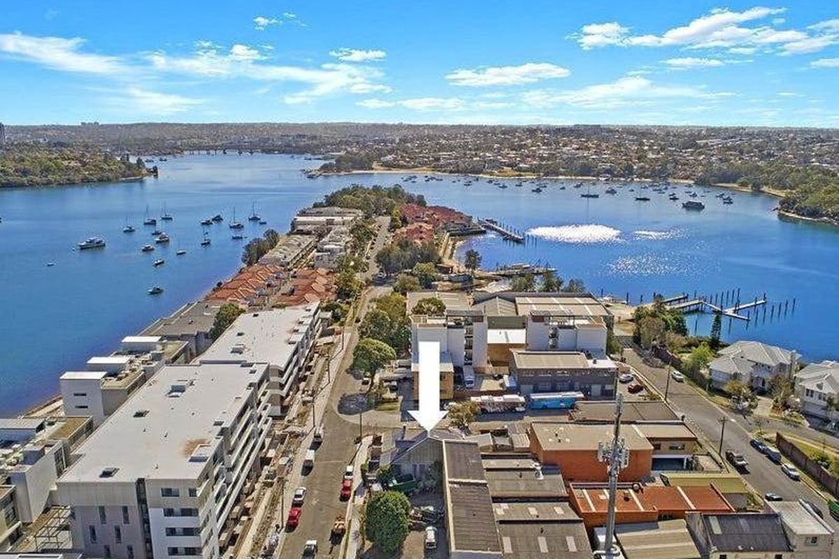 21 Hilly Street, Mortlake
