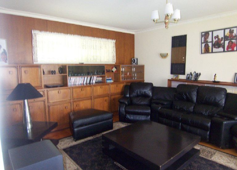 38 Myer Avenue, Plympton