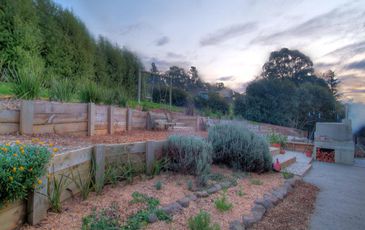 5 Valley Drive, Beaconsfield Upper