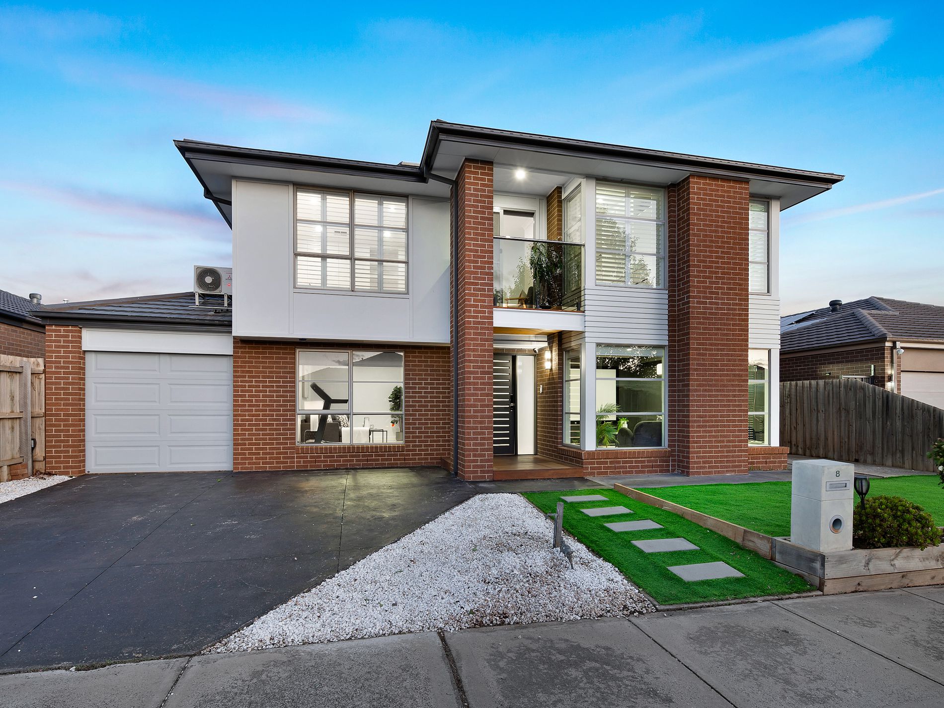 8 Pinnacle Way, Fraser Rise