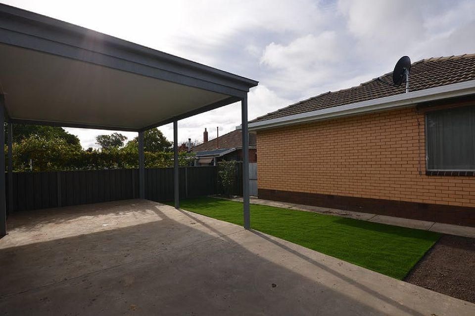 12 Carpenter Street, Kangaroo Flat