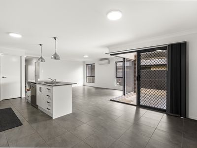 3 Basset Crescent, Torrington