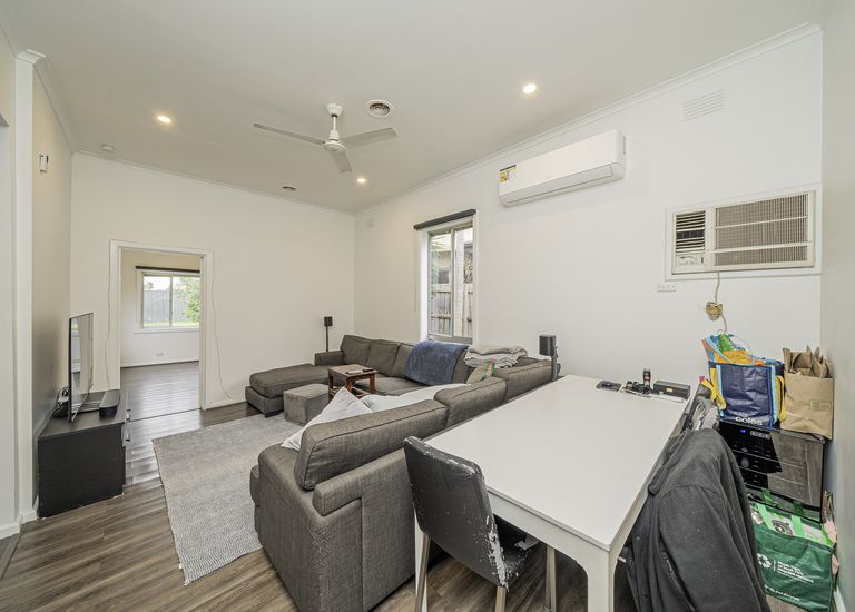 1 / 28 Rich Street, Noble Park