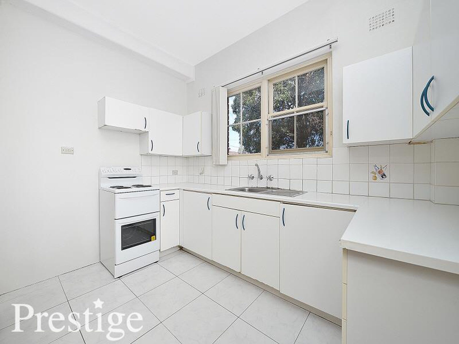 5 / 13A Queen Street, Arncliffe