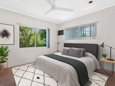 1 / 16 Brooks Street, Whitfield