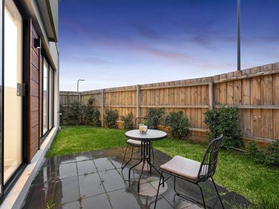 2 Ryegrass Close, Bundoora