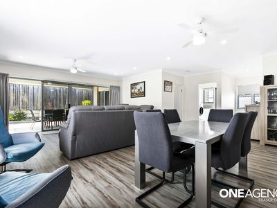 10 Canecutter Court, Kawungan