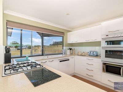 16 Jamieson Heights, Shadforth