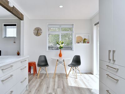 7 Barclay Place, Burwood