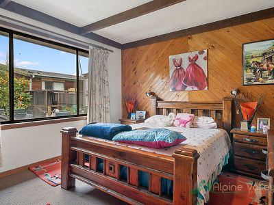 27 Simmonds Creek Road, Tawonga South
