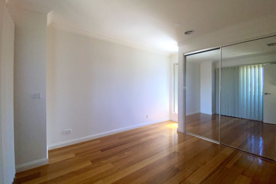 1 / 18 Hilton Street, Hadfield