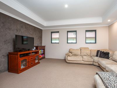 6 Jupiter Drive, Australind