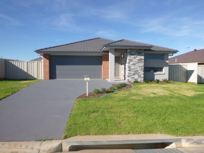 14 Severn Circle, Dubbo