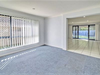 21 Lorikeet Way, Crestmead
