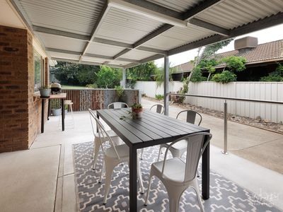 49 KINGFISHER DRIVE, West Wodonga