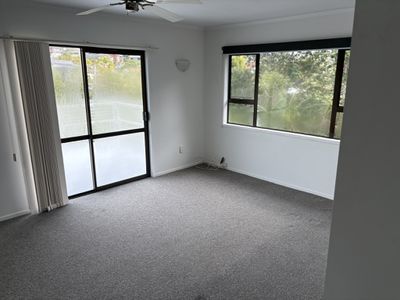 20B Woodlands Crescent, Browns Bay