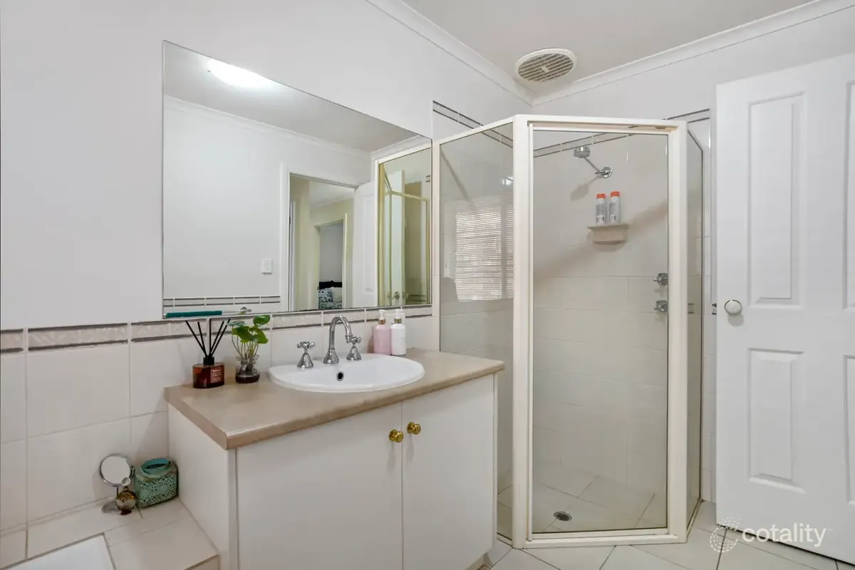 5 Oakwood Circuit, Munno Para West