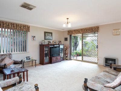 32B Premier Street, Hannans