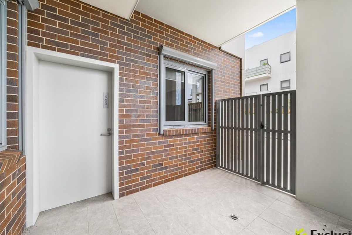 702 / 10 Smallwood Avenue, Homebush