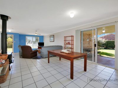 6 Jabiru Ct, Woodgate