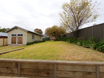 13 Tremain Avenue, West Bathurst