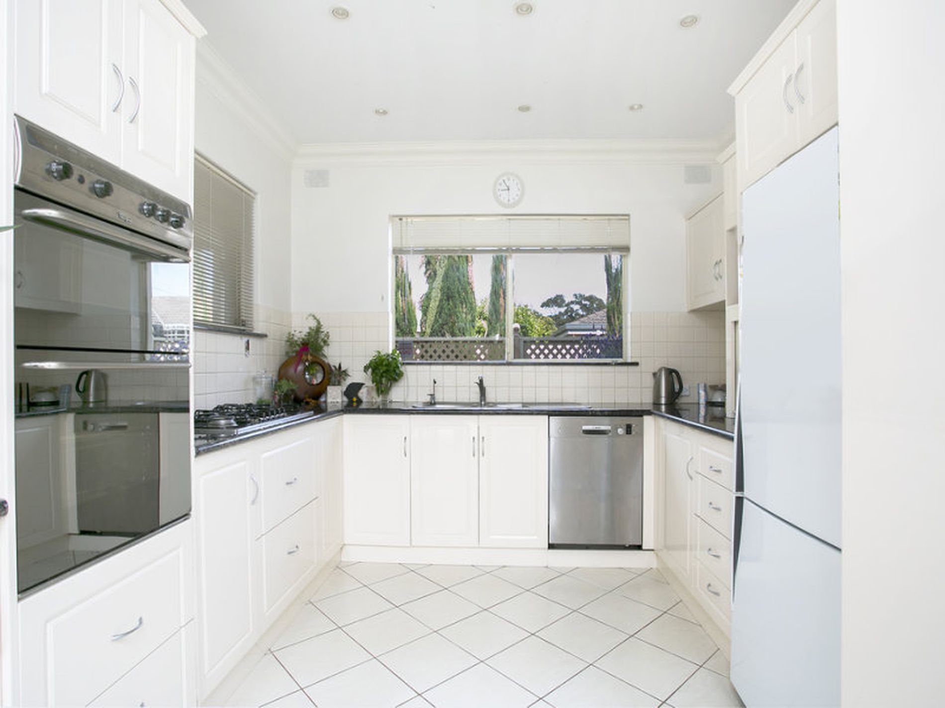121 Cliff Street, Glengowrie