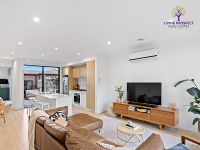 155 Tom Roberts Parade, Point Cook