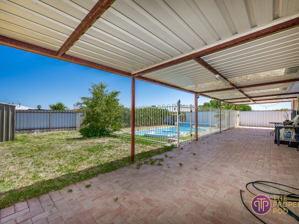 18 Santa Barbara Parade, Quinns Rocks