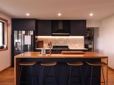 22 Church Street, Carrick