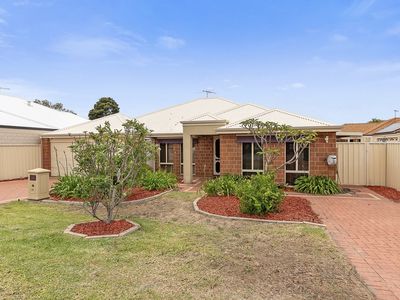 16 Steven Street, Morley