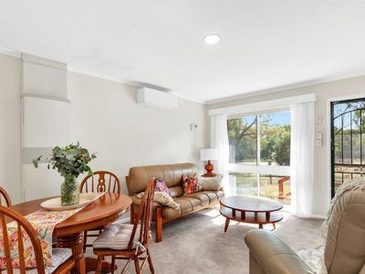 1 / 7 MAMBOURIN STREET, Werribee