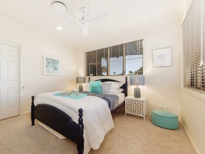 39 Cadence Avenue, Mermaid Waters