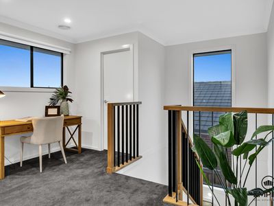 6 Nocturne Avenue, Clyde