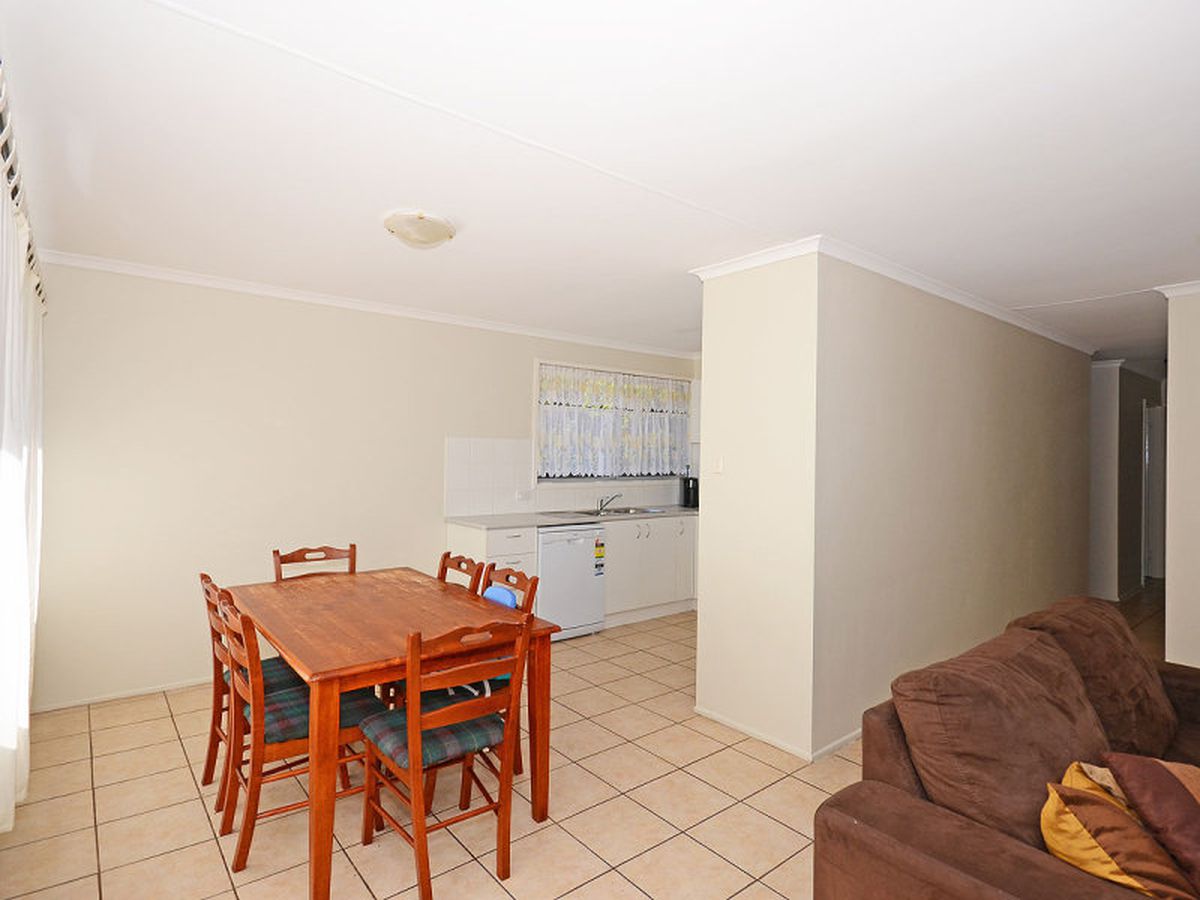 6 TURRUM STREET, Scarness