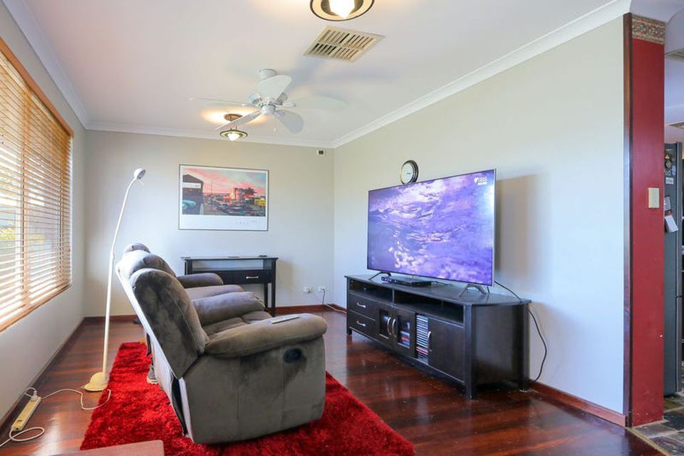 3 Pingrup Court , Waikiki