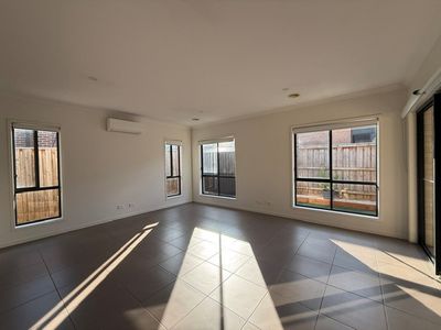 36 Wagner Drive, Werribee