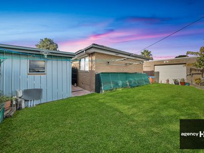 7 Loddon Court, Werribee