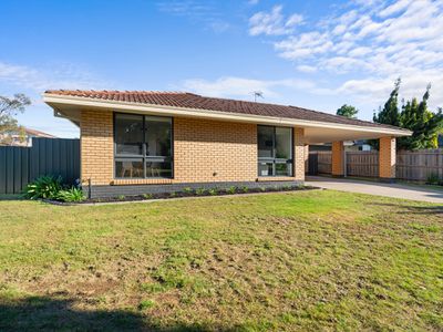 14  Canopus Court, Sale