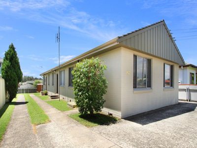 2 / 162 Pur Pur Avenue, Lake Illawarra